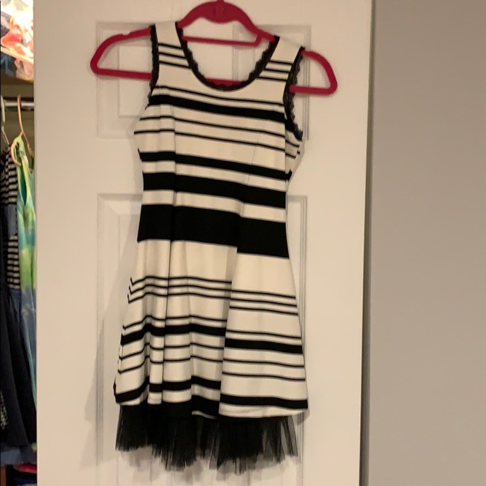 Little Lisa dress